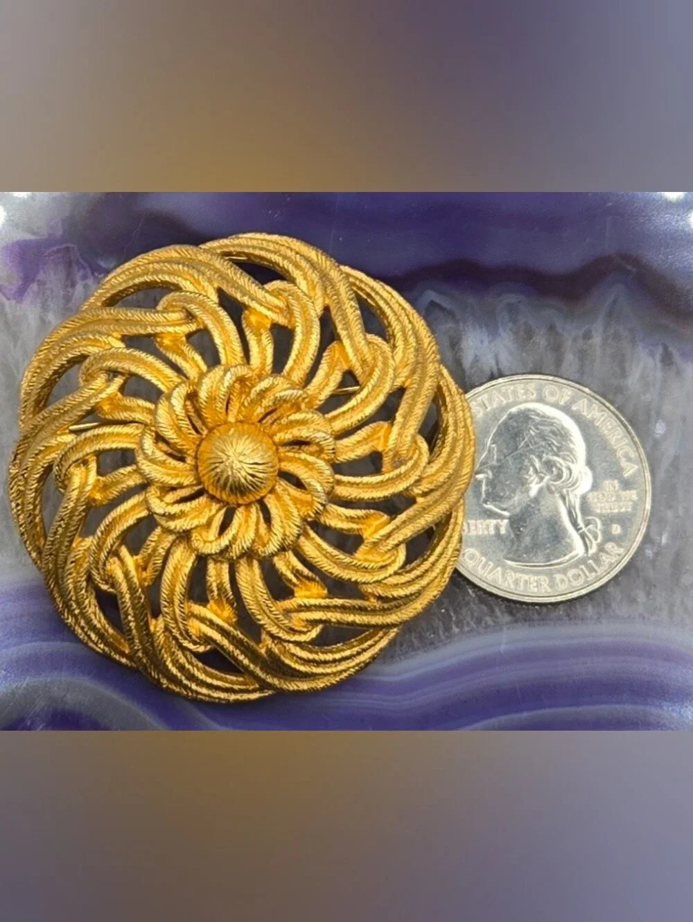 Domed Rope-Style Brooch Gold Tone w/ Swirled Design & Textured Finish